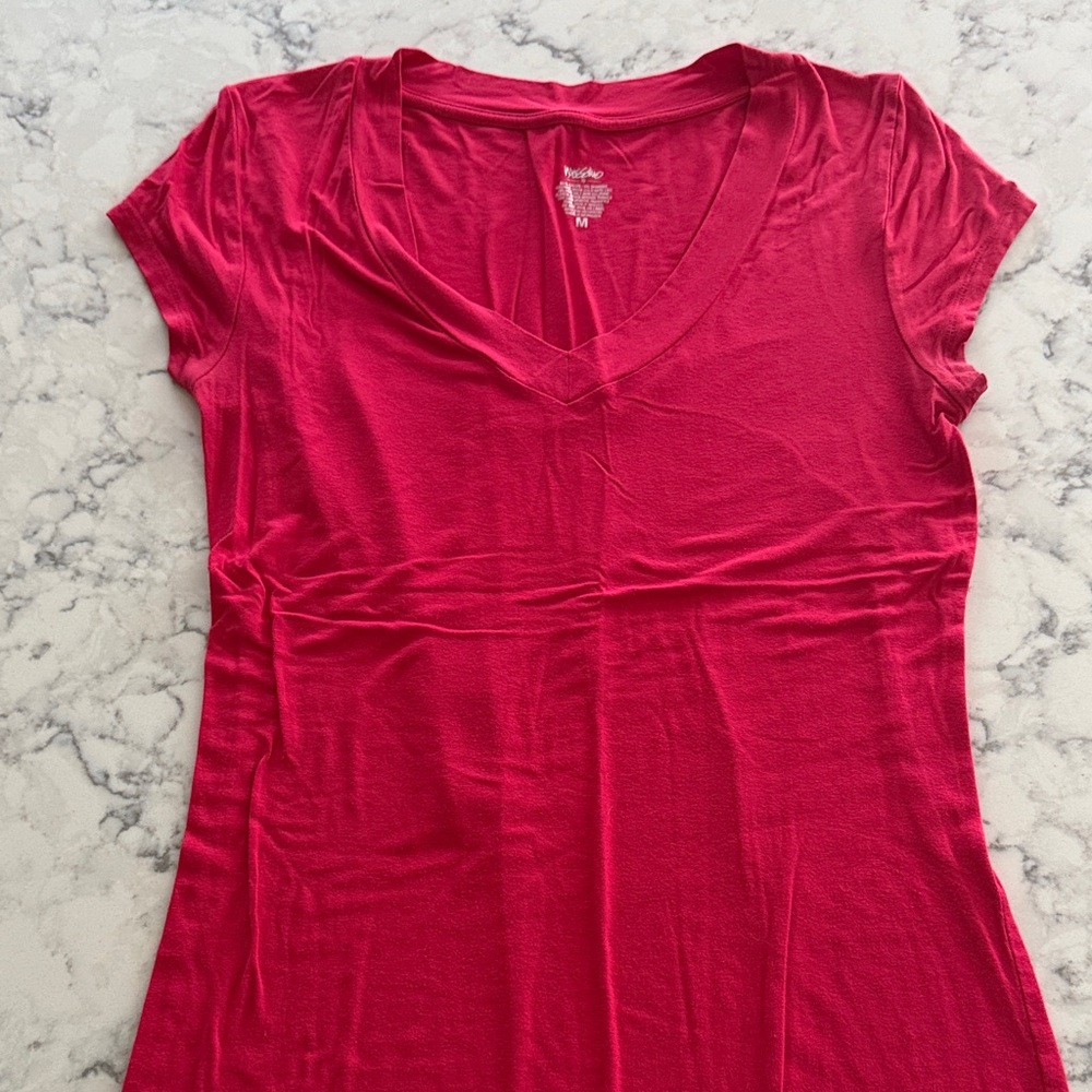 Mossimo Supply Co. Red V-Neck Short Sleeve Tee
